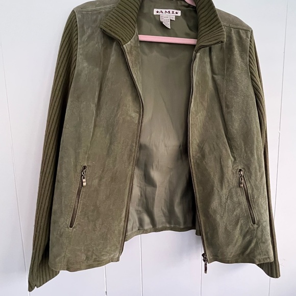 A.M.I. Olive Green Leather Jacket Texture Sleeves and Collar Size Large - Picture 13 of 16